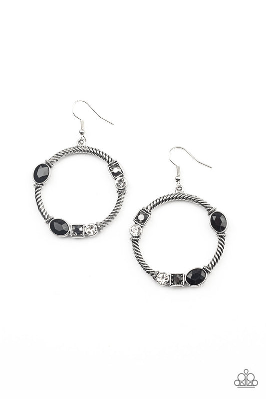 Glamorous Garland - Black